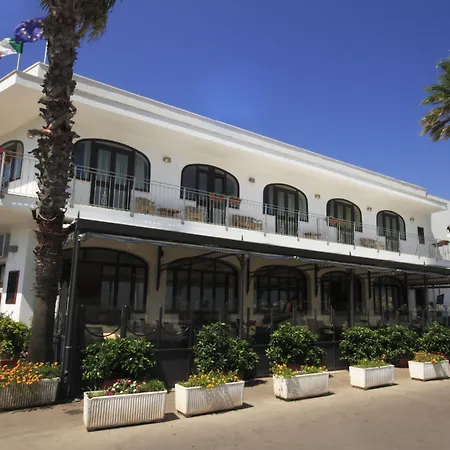 Profumo Di Mare Hotel 3*